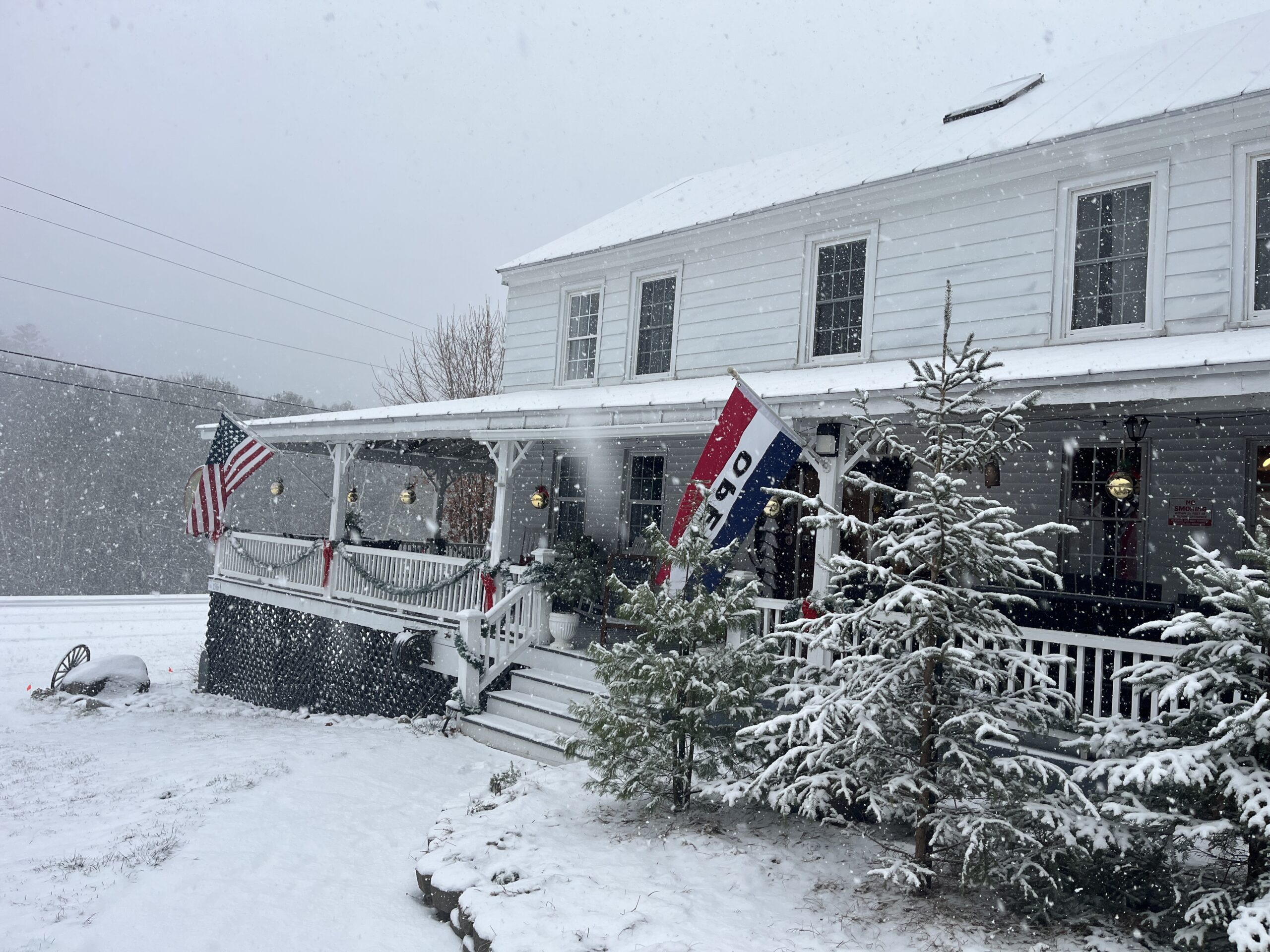 A cozy stop on the Old Canada Road